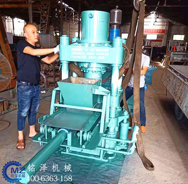 金屬壓塊（kuài）機