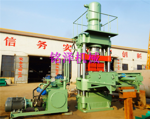 液（yè）壓機