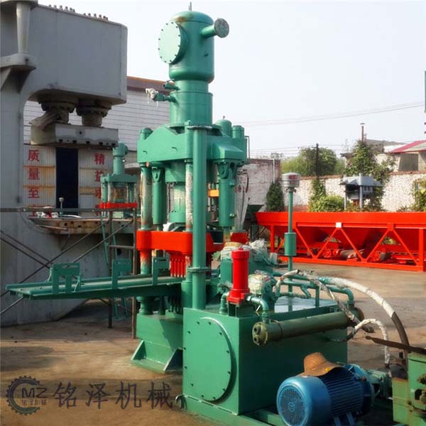 液（yè）壓機